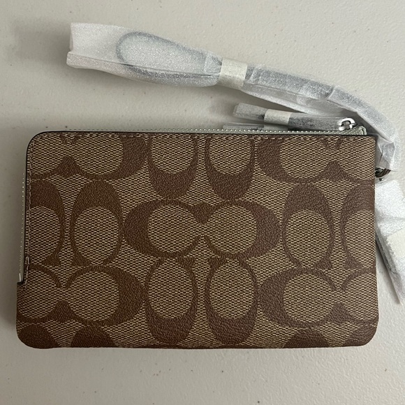 COACH Double Corner Zip Wristlet In Signature Canvas - Picture 2 of 3